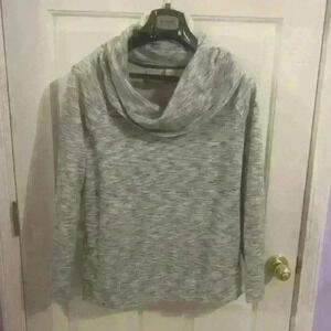 Field & Stream Women’s Small Gray Cowl Neck Sweater